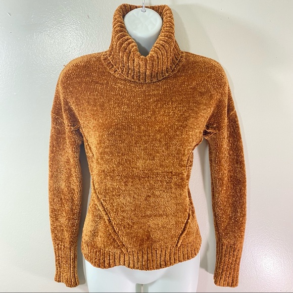 PINK ROSE Gold X-Small Turtleneck Cropped Sweater - Picture 9 of 9